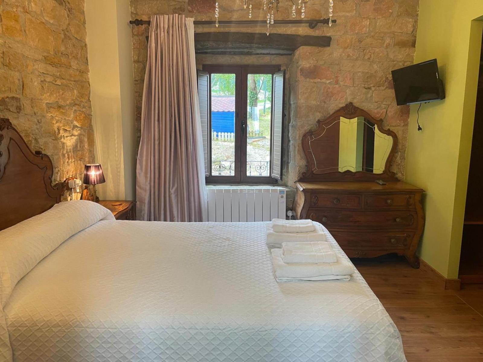 Villamir Castiello de la Marina Bagian luar foto